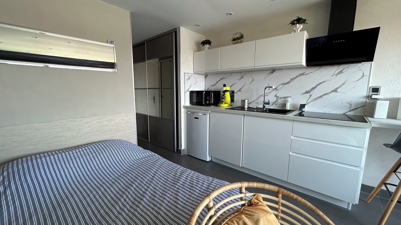 Photo of Bedroom in Naturist Village
