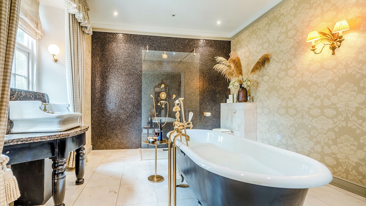 Photo of Bathroom in Llanarth