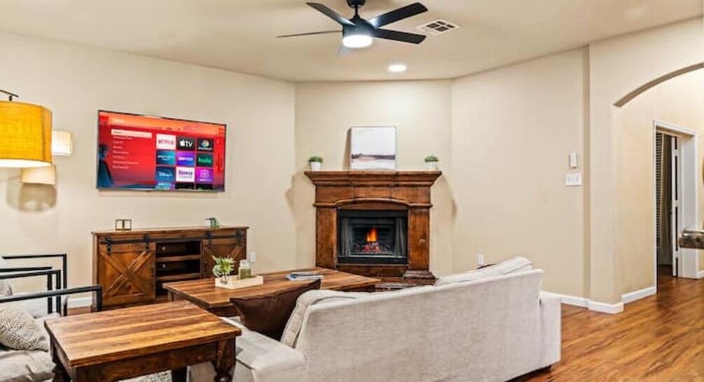Photo of Livingroom in Parker