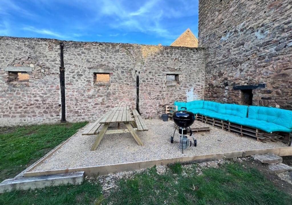 Photo of Outdoor in Avallon