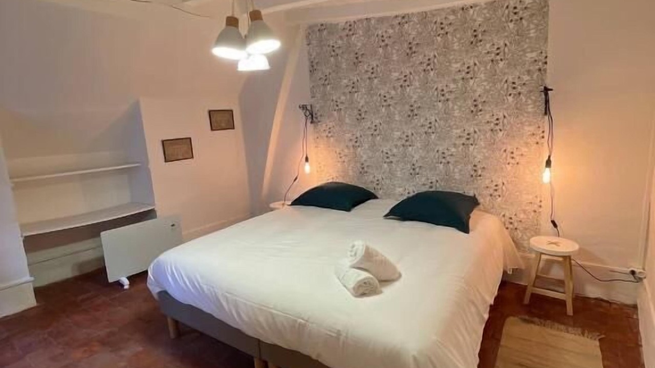 Photo of Bedroom in Avallon