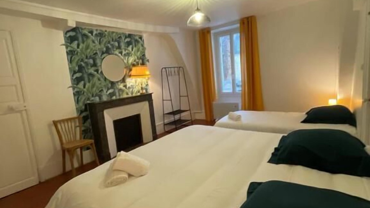 Photo of Bedroom in Avallon