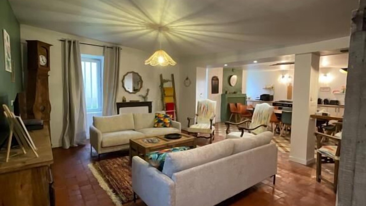 Photo of Livingroom in Avallon