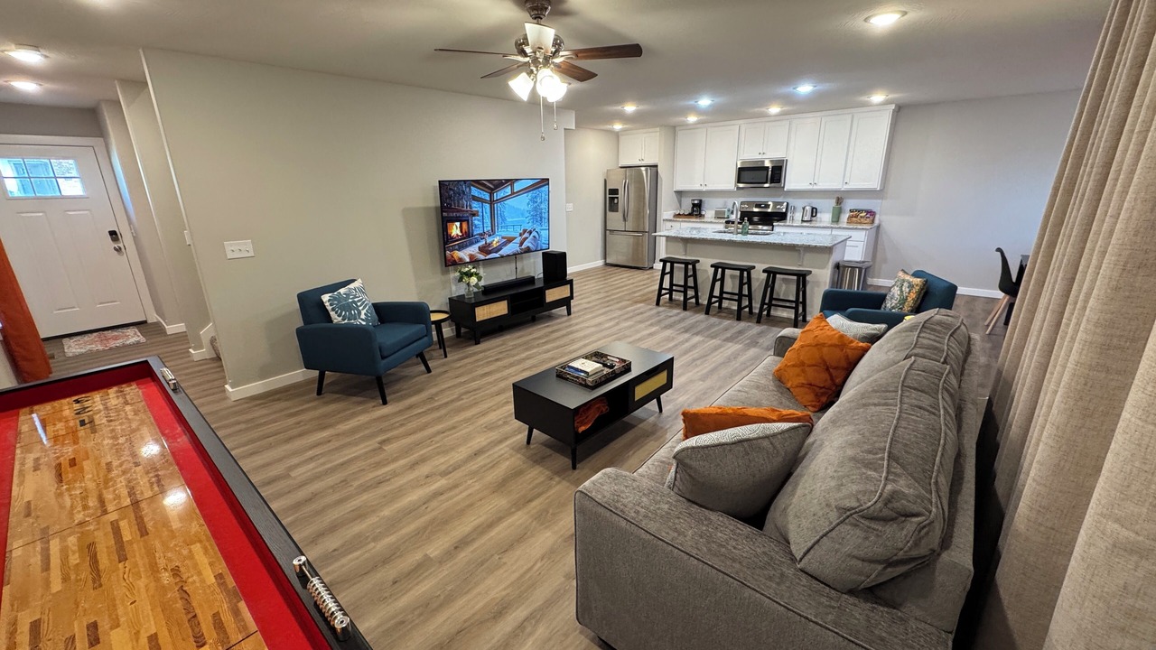 Photo of Livingroom in Ozark