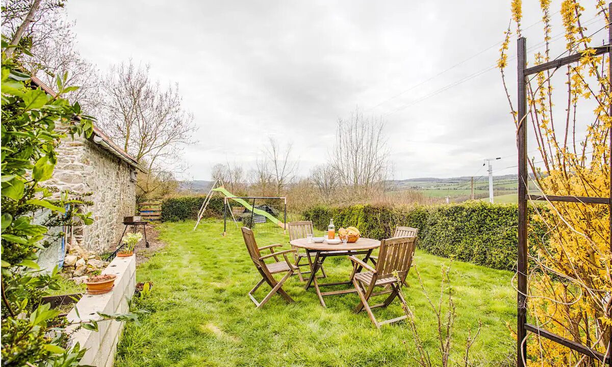 Photo of Outdoor in Pont-d'Ouilly