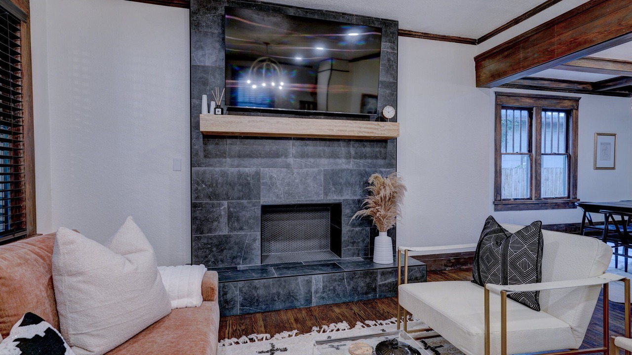 Photo of Livingroom in Downtown Tulsa
