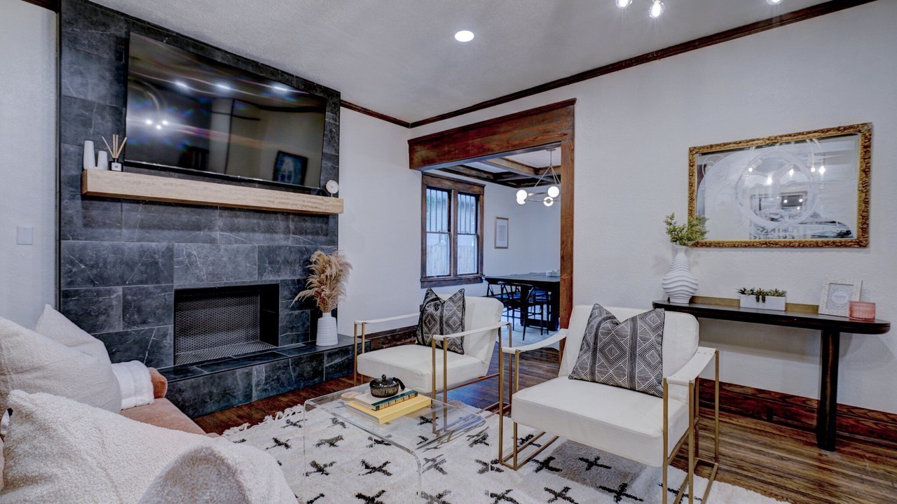 Photo of Livingroom in Downtown Tulsa