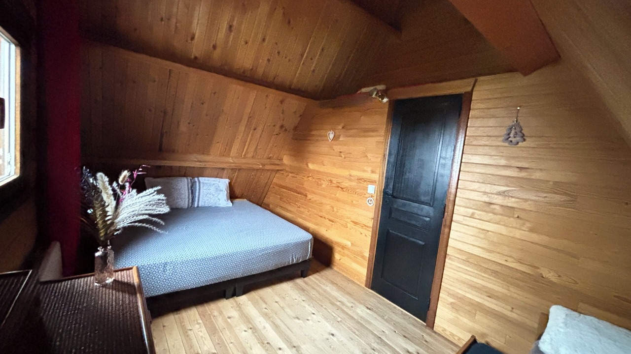 Photo of Bedroom in Camurac