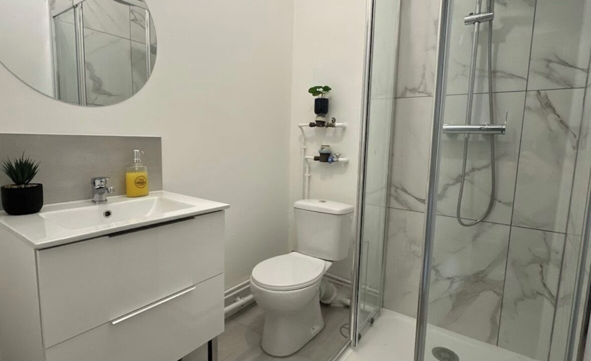 Photo of Bathroom in Cusset