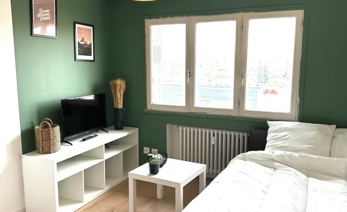 Photo of Bedroom in Cusset