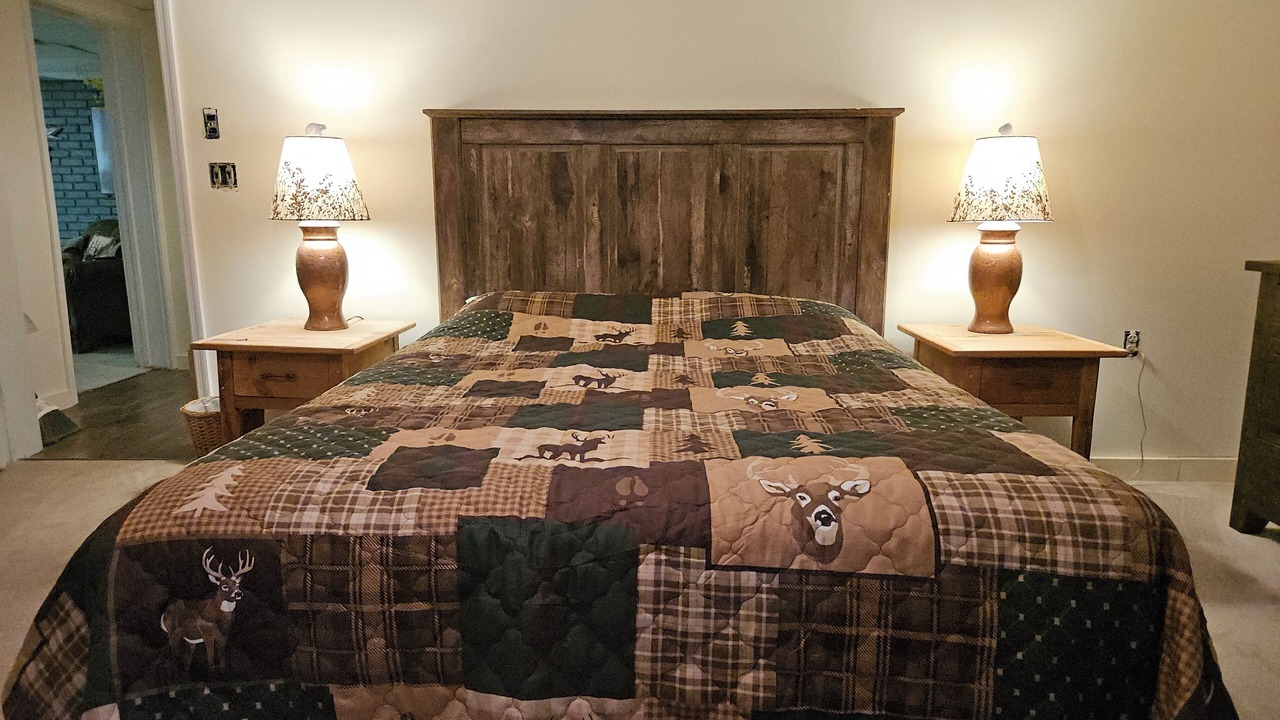 Photo of Bedroom in Warrensburg