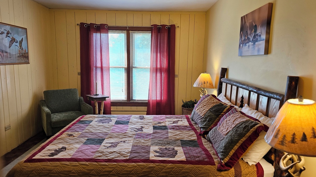 Photo of Bedroom in Warrensburg