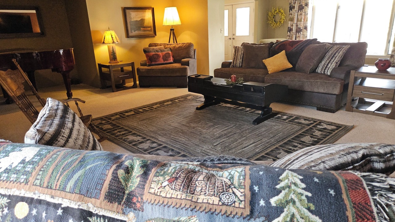 Photo of Livingroom in Warrensburg
