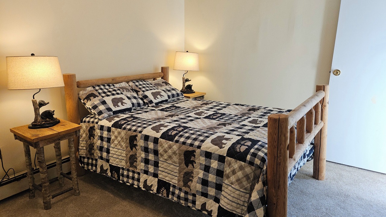 Photo of Bedroom in Warrensburg