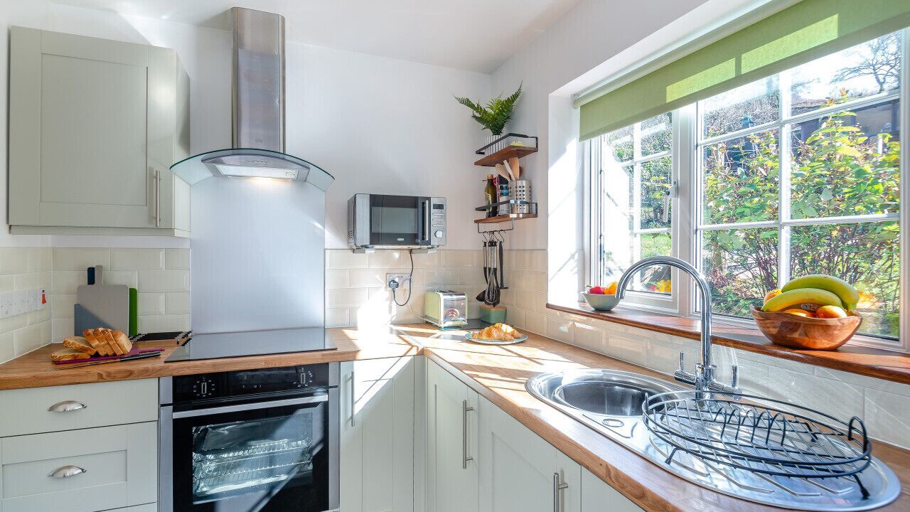 Photo of Kitchen in Tywyn