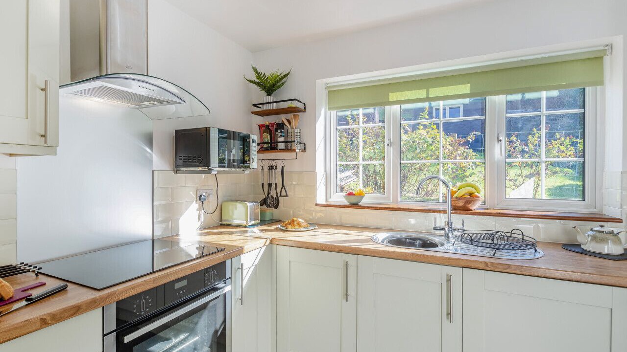 Photo of Kitchen in Tywyn