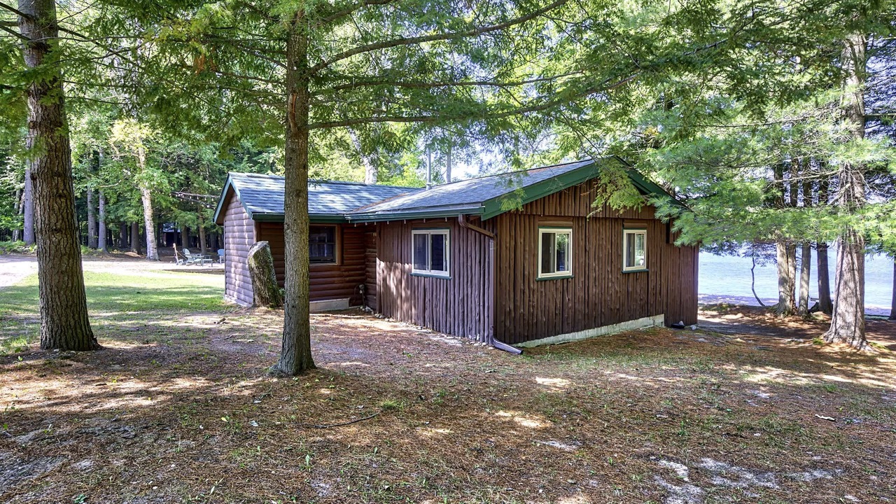 Photo of Outdoor in Levering