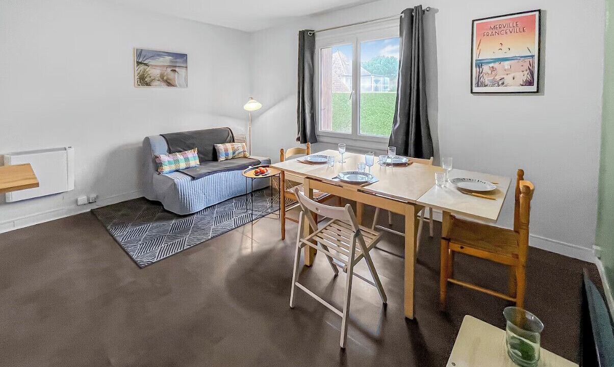 Photo of Livingroom in Merville-Franceville-Plage
