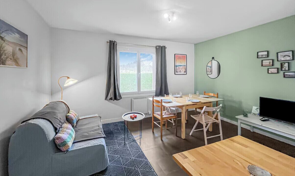 Photo of Livingroom in Merville-Franceville-Plage