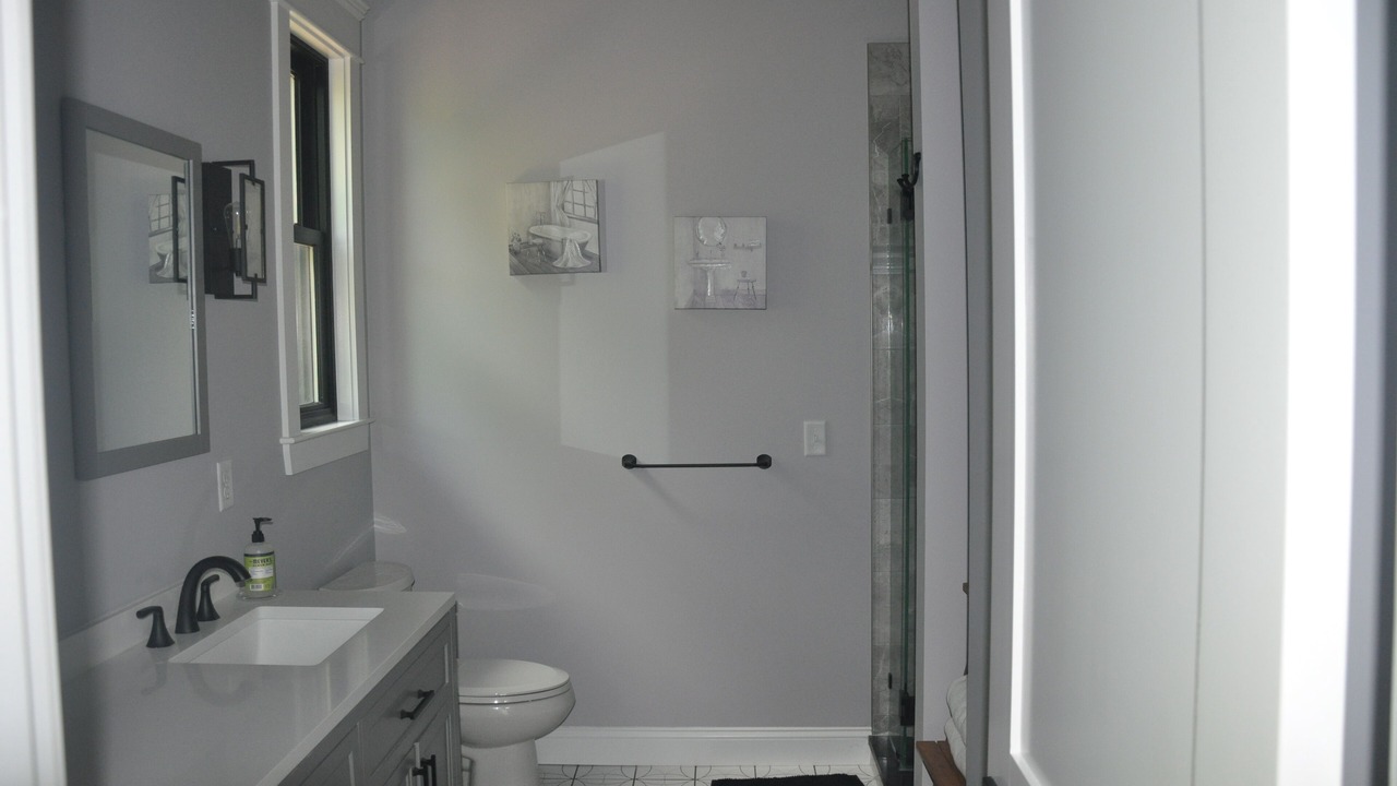 Photo of Bathroom in Union