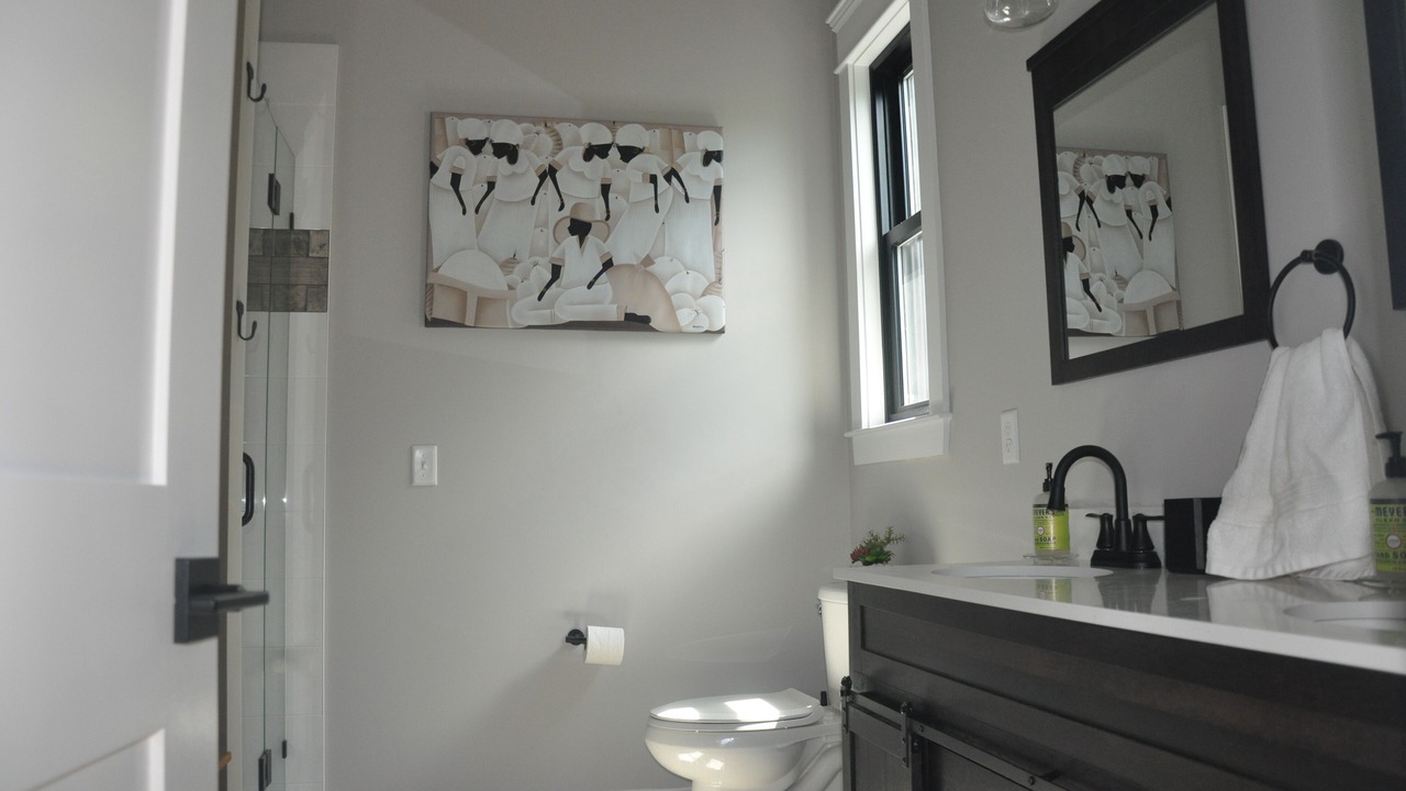 Photo of Bathroom in Union