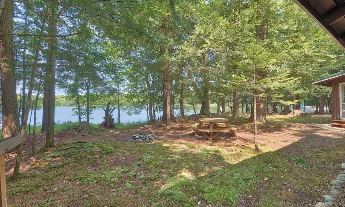 Photo of Outdoor in Levering