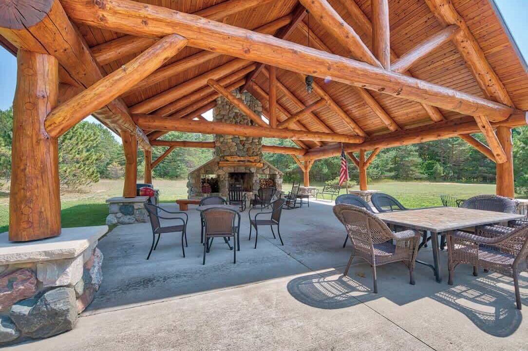 Photo of Outdoor in Levering