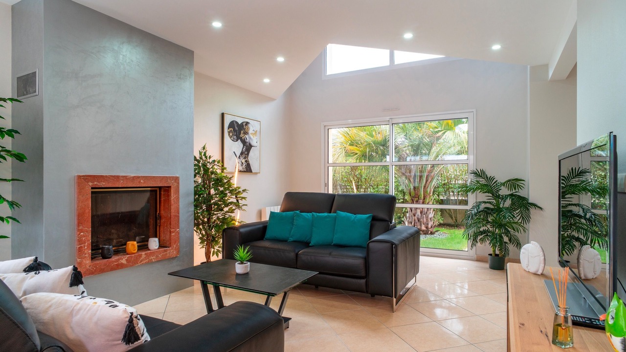 Photo of Livingroom in Damgan