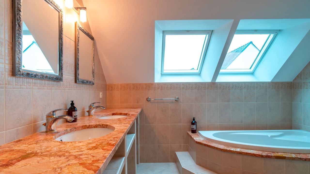 Photo of Bathroom in Damgan