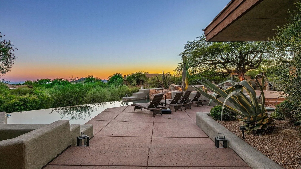 Photo of Patio Balcony in Desert Mountain