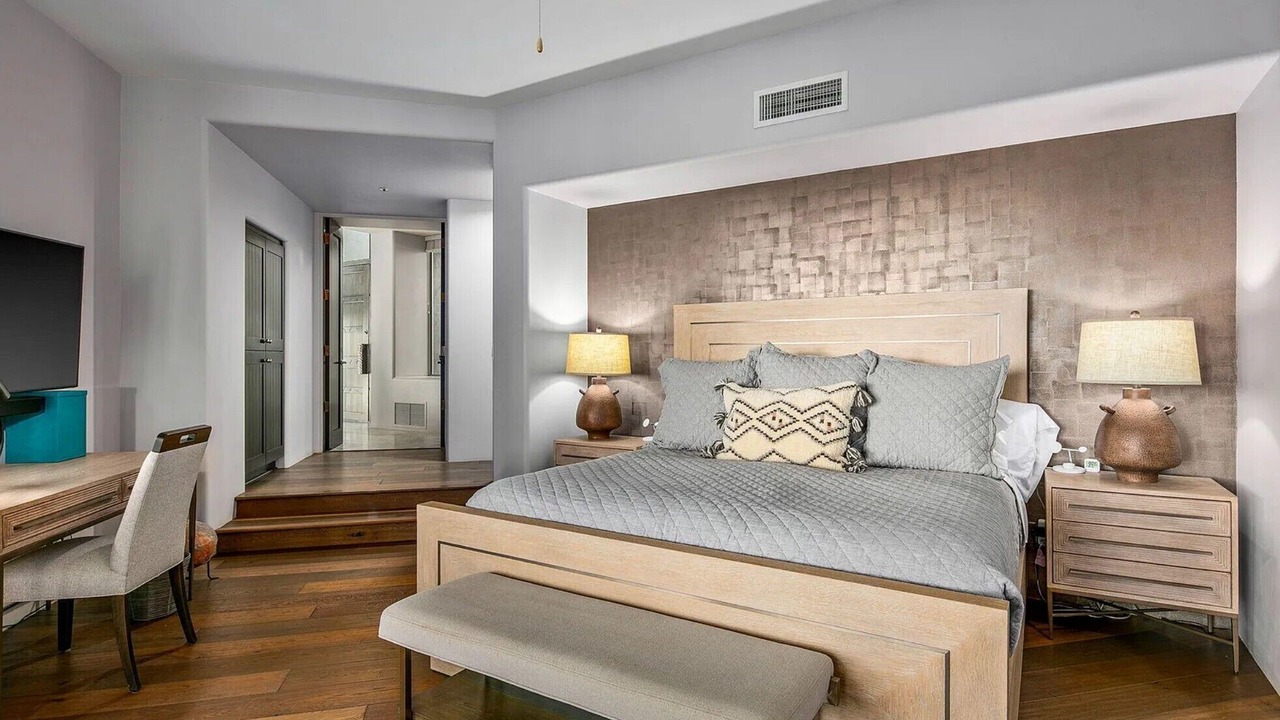 Photo of Bedroom in Desert Mountain