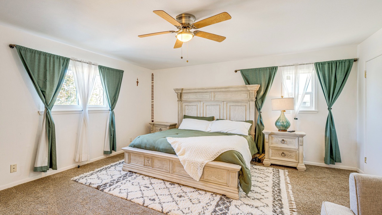 Photo of Bedroom in South Side