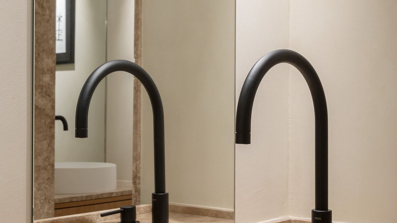 Photo of Bathroom in El Poble-sec