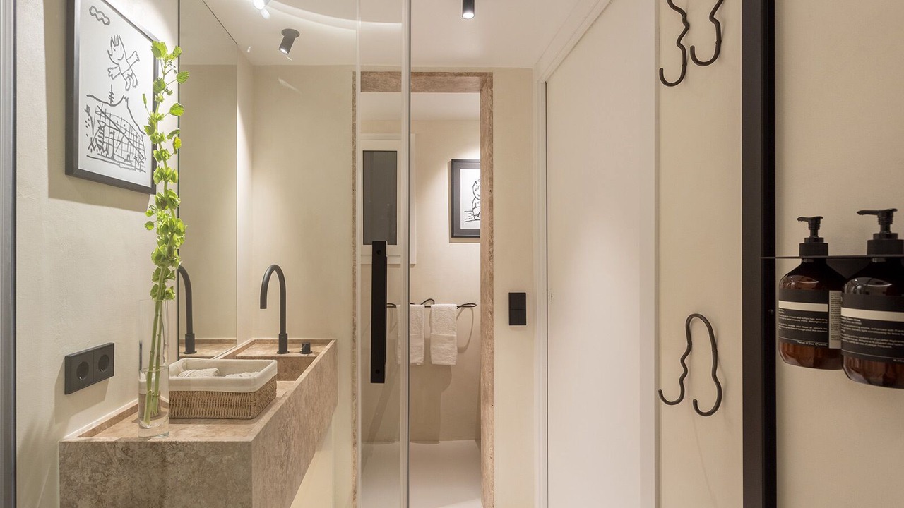 Photo of Bathroom in El Poble-sec