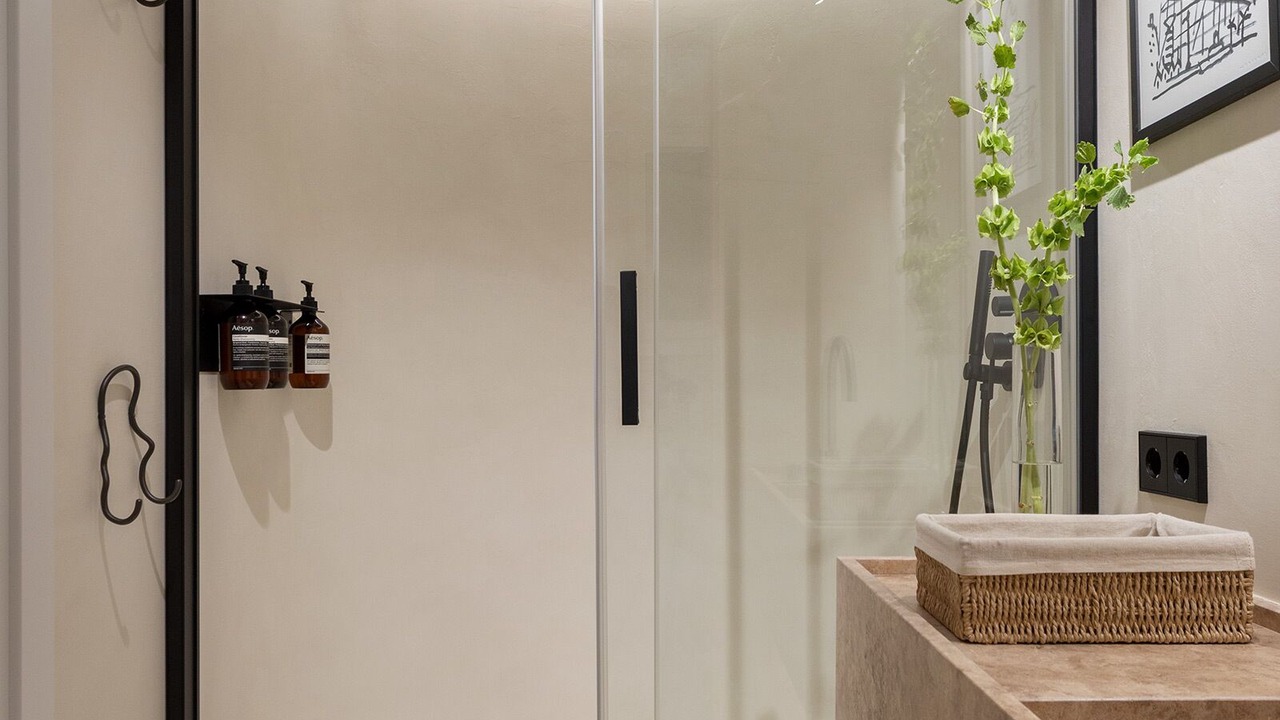 Photo of Bathroom in El Poble-sec