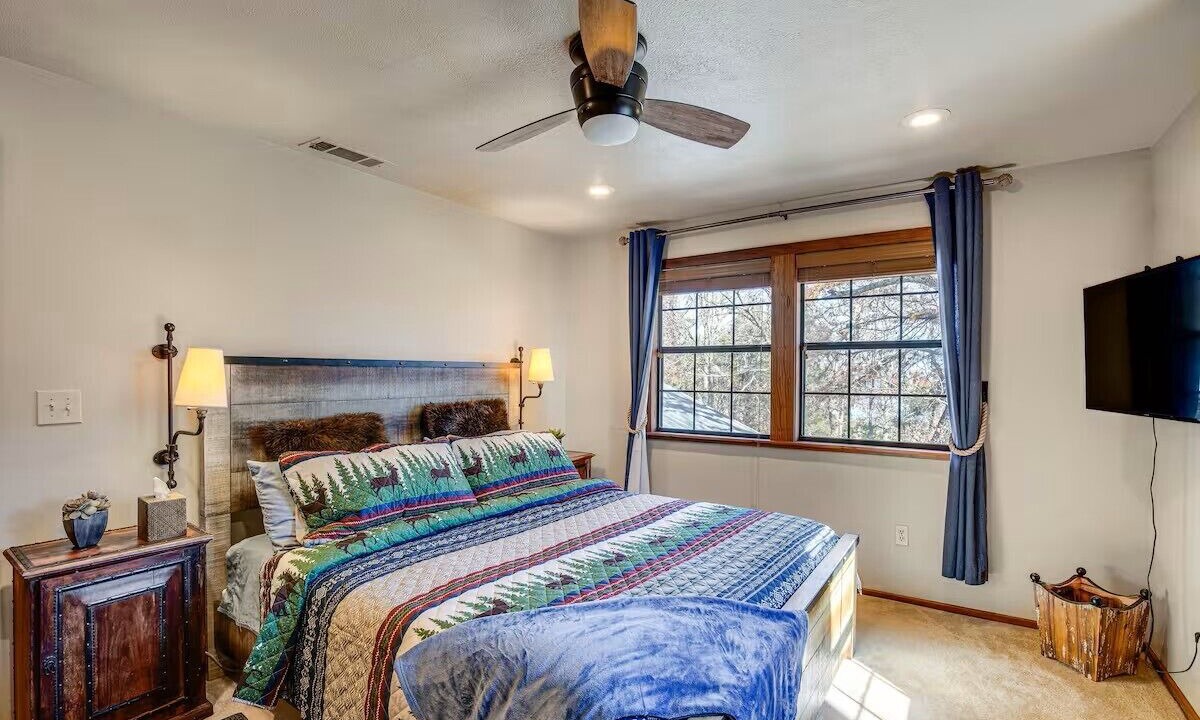 Photo of Bedroom in Streetman