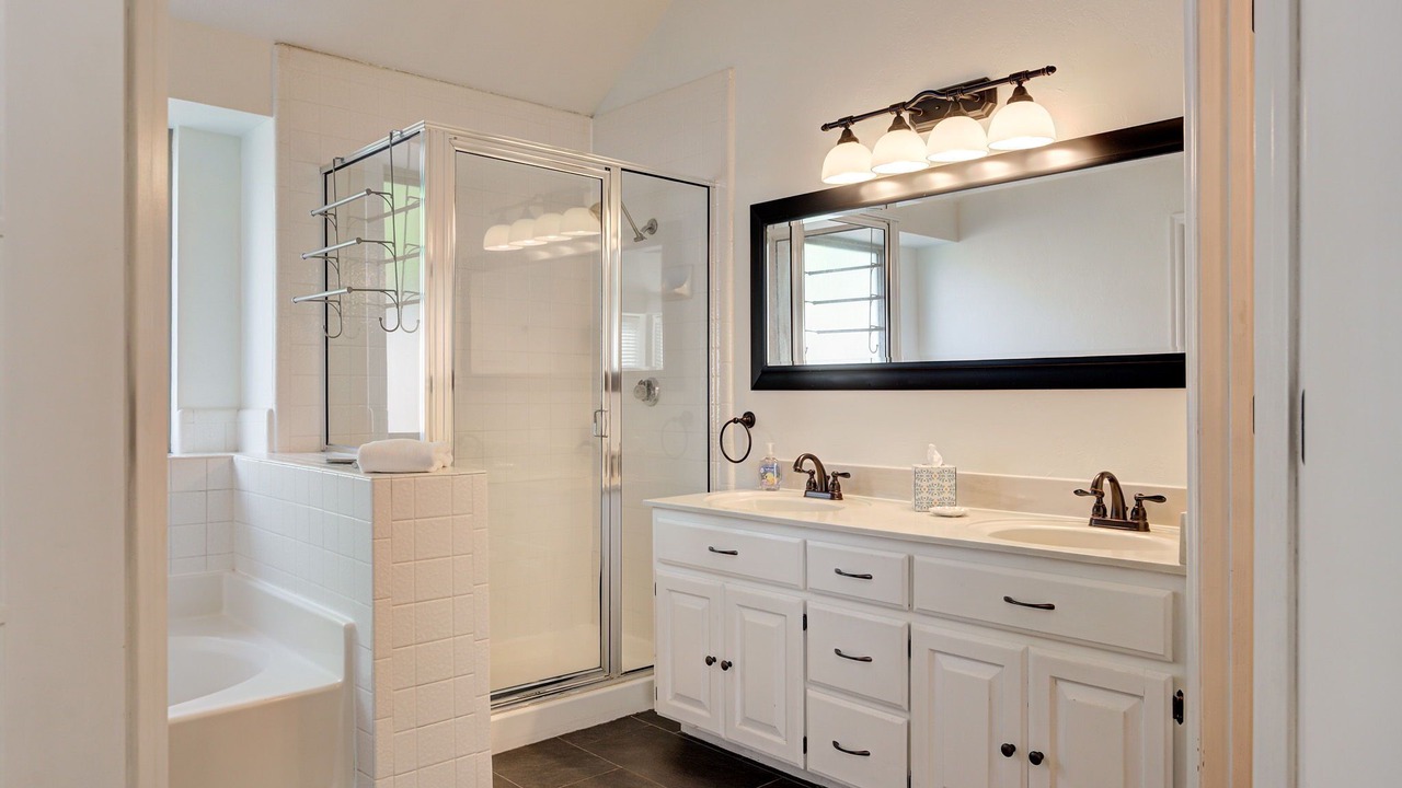 Photo of Bathroom in Norman