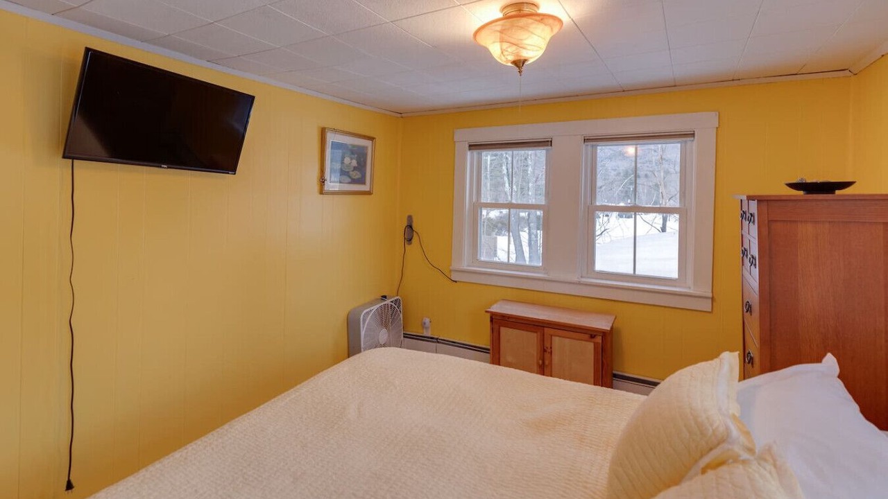 Photo of Bedroom in North Woodstock