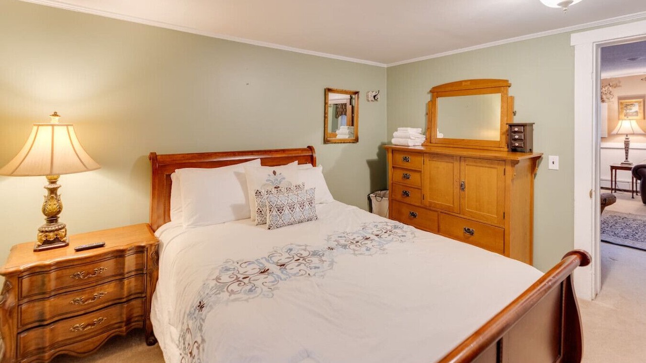 Photo of Bedroom in North Woodstock