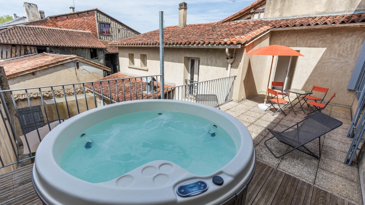 Photo of Patio Balcony in Labastide-dArmagnac