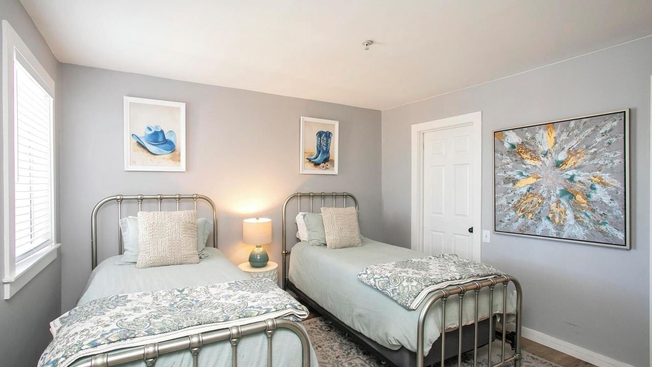 Photo of Bedroom in North Capitol