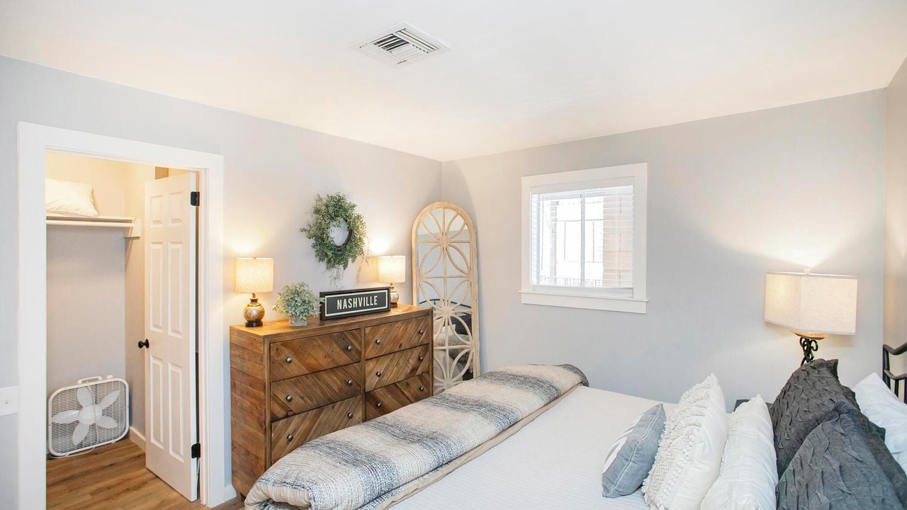Photo of Bedroom in North Capitol