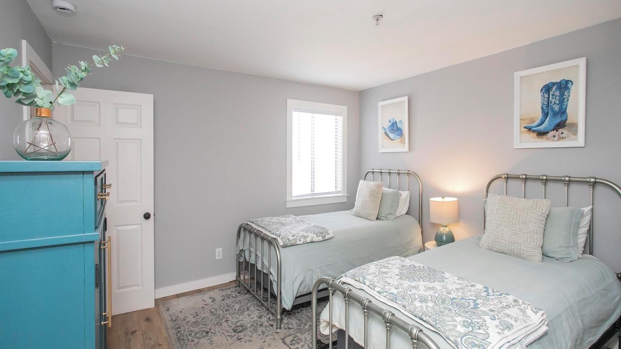 Photo of Bedroom in North Capitol