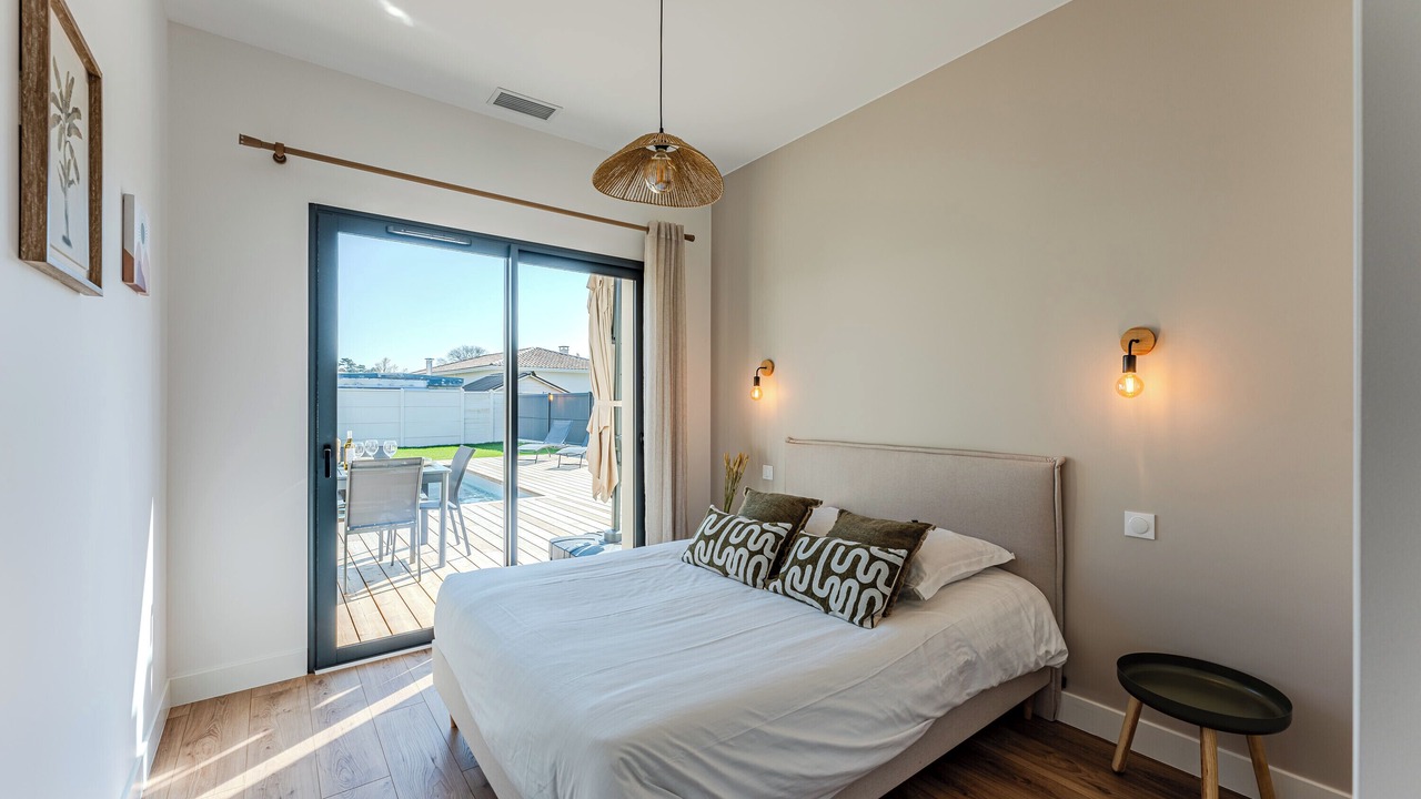 Photo of Bedroom in Biganos