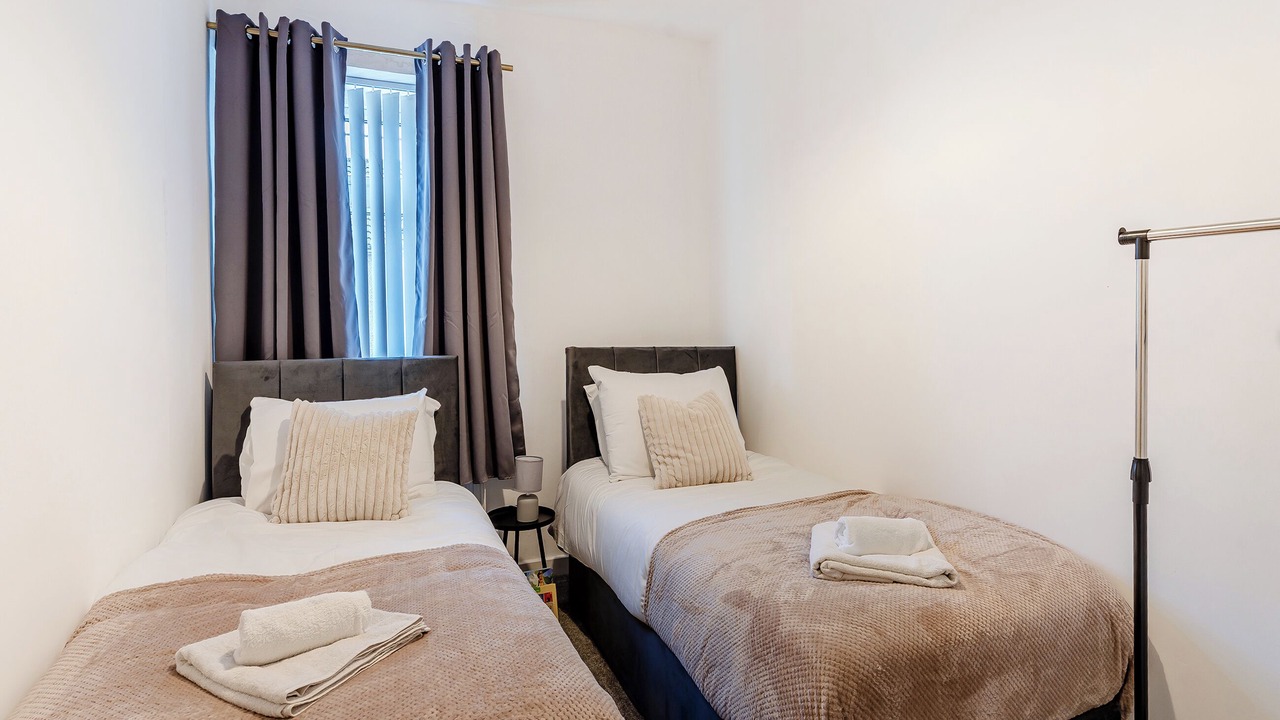 Photo of Others in Mountain Ash