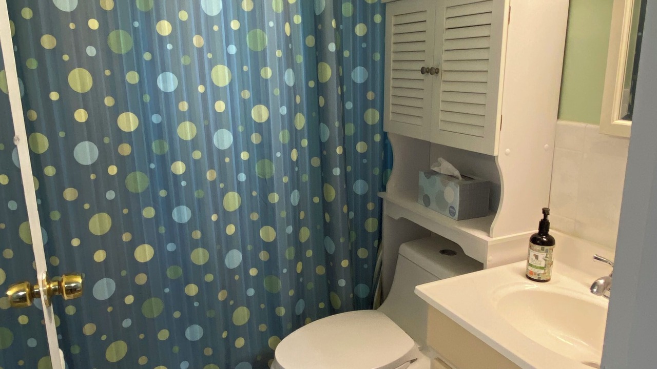 Photo of Bathroom in Taylor Run