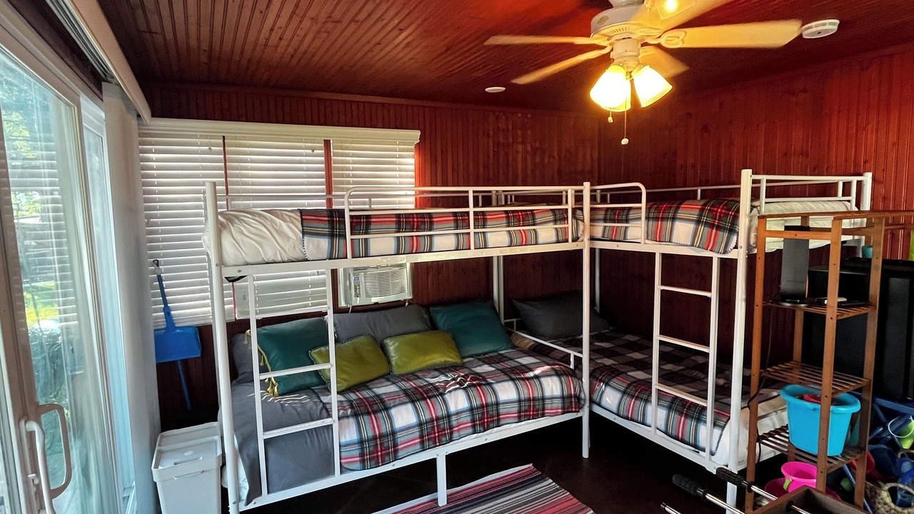 Photo of Bedroom in Gun Barrel City