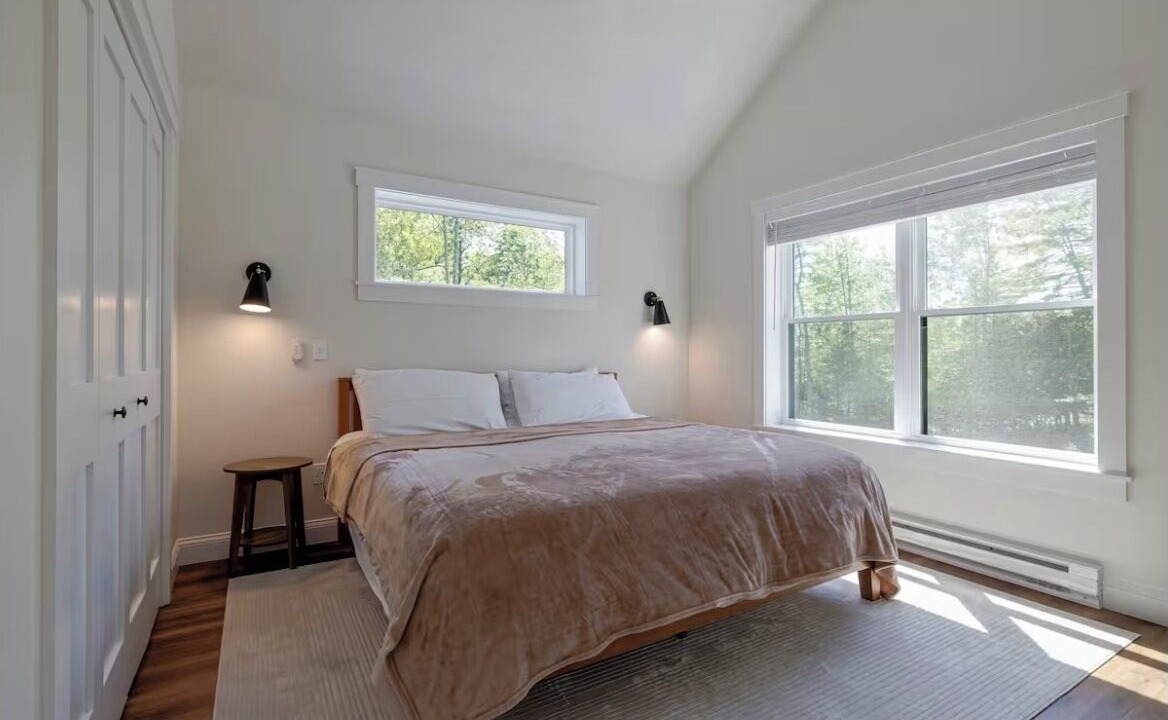 Photo of Bedroom in Ellsworth