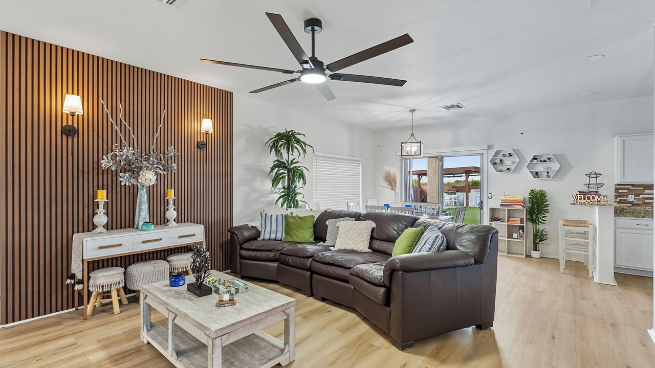 Photo of Livingroom in Tucson