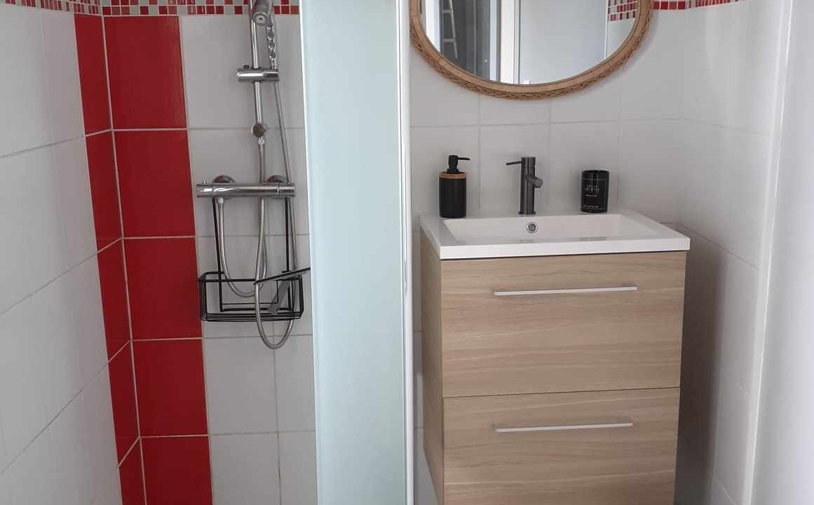 Photo of Bathroom in Ver-sur-Mer